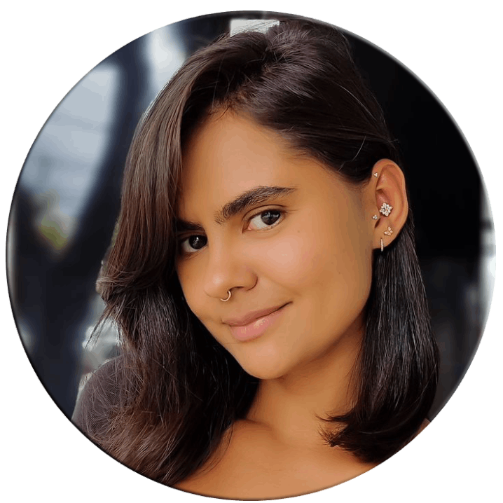 Ana Paula Samuel, técnica em enfermagem e body piercer